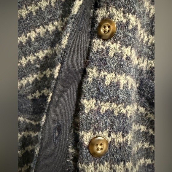 Eddie Bauer Navy Charcoal 100% Wool Collared Cardigan Fall Heritage Fisherman - Picture 2 of 7